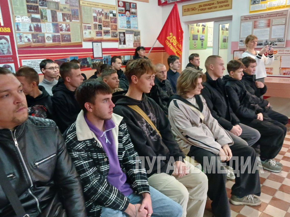 В Первомайске студенты ознакомились с перспективами обучения в ВУЗах Минобороны В Первомайске студенты ознакомились с перспективами обучения в ВУЗах Минобороны