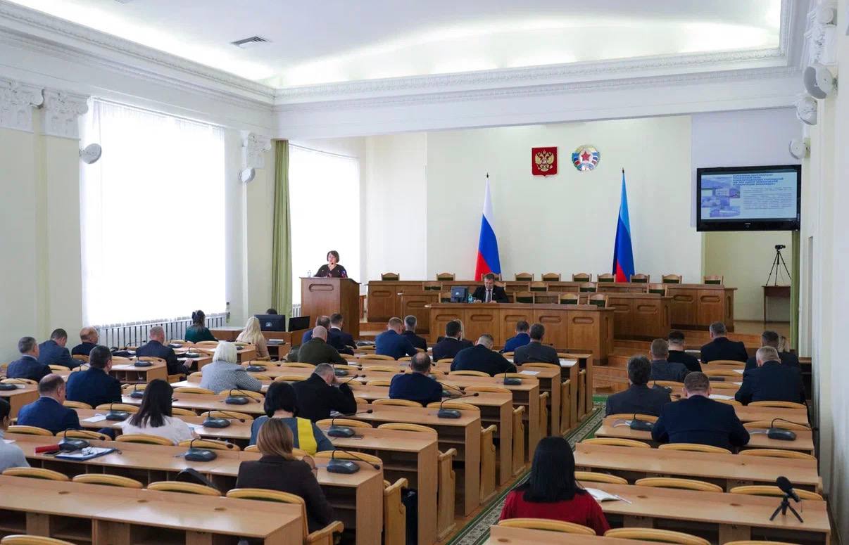 Максим Величко: Состоялось заседание Народного Совета ЛНР, в ходе которого был рассмотрен ряд значимых законопроектов Максим Величко: Состоялось заседание Народного Совета ЛНР, в ходе которого был рассмотрен ряд значимых законопроектов