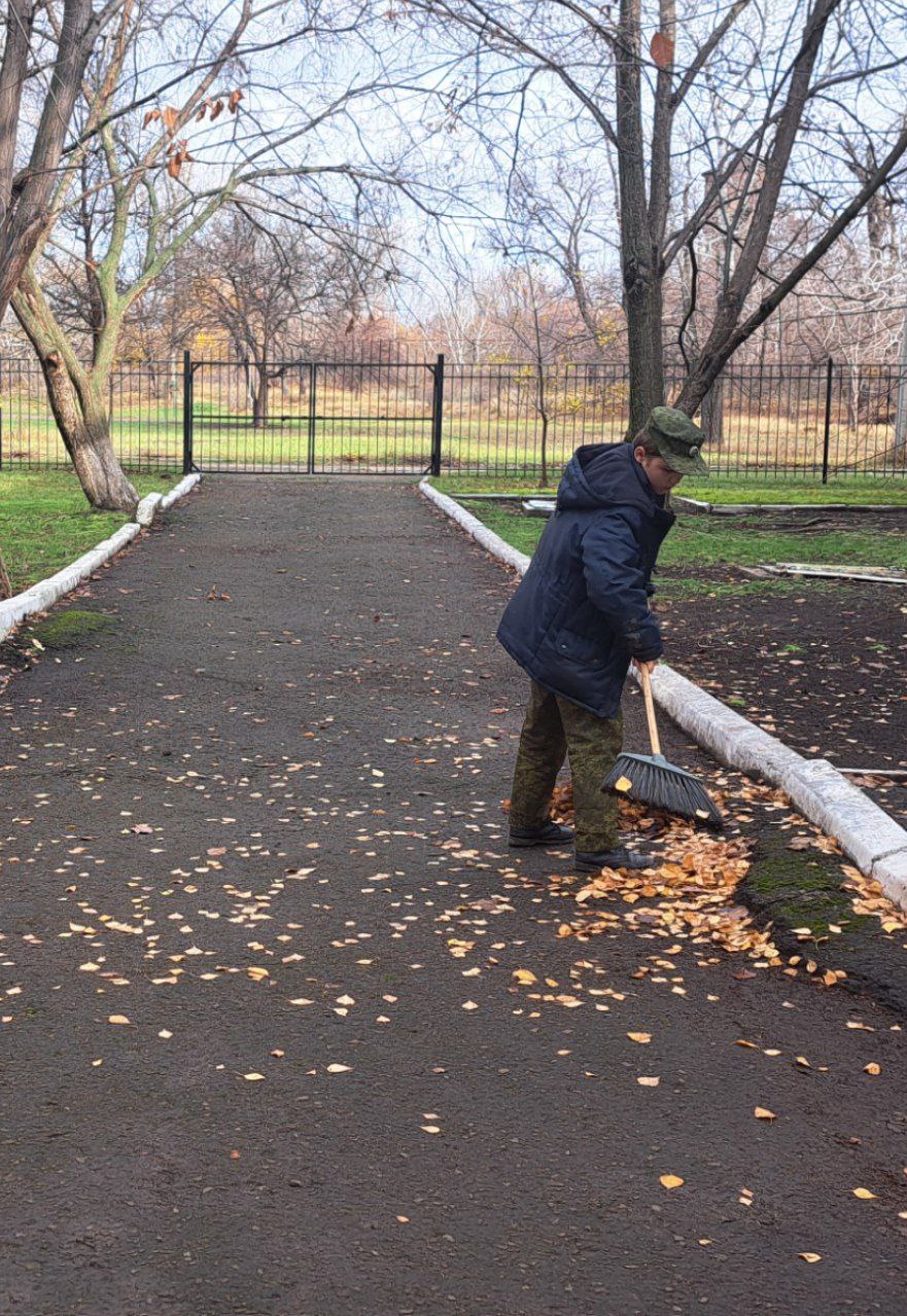 13 ноября День добра ,. в "Станично-Луганской средней школе имени Грекова П.М." 13 ноября День добра ,. в "Станично-Луганской средней школе имени Грекова П.М."