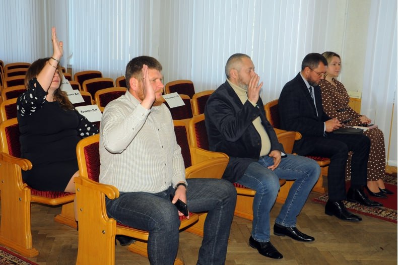 Заседание постоянной комиссии Совета депутатов по правовой политике и связям с общественностью Заседание постоянной комиссии Совета депутатов по правовой политике и связям с общественностью