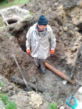 В Лутугинском муниципальном округе устранили засор канализаций и восстановили холодное водоснабжение