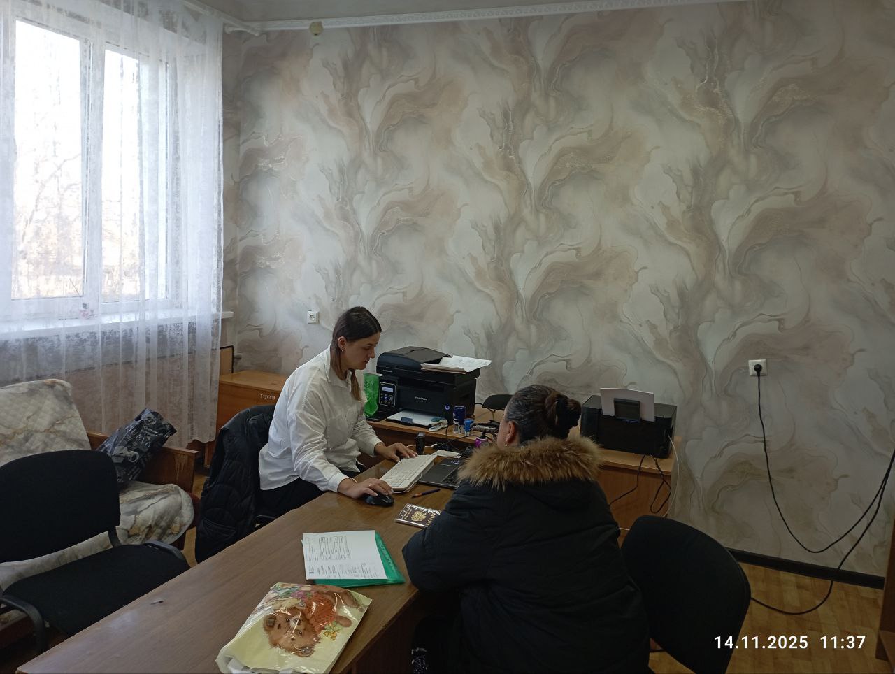 В пгт Чернухино состоялся выездной прием граждан специалистами МФЦ