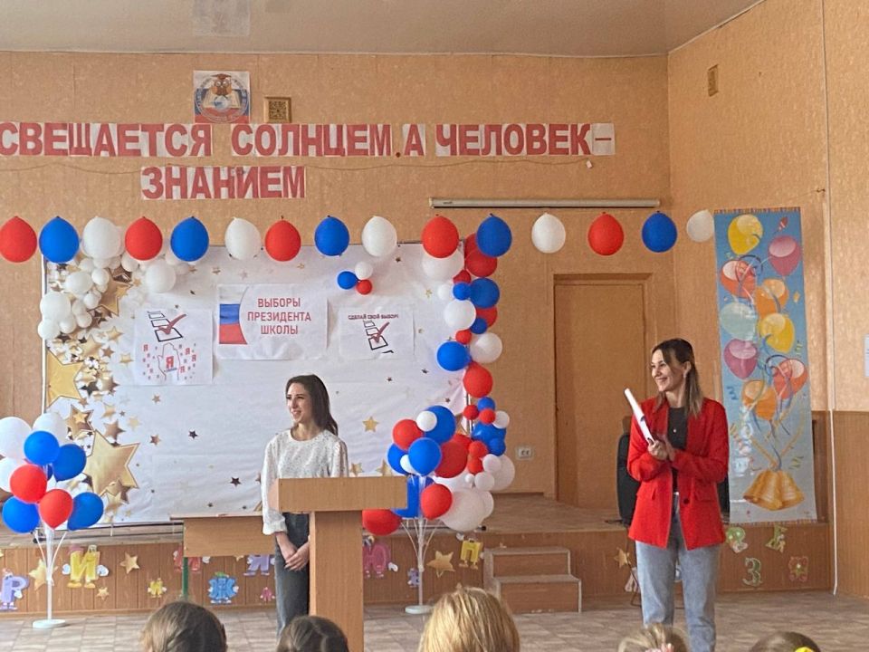 Вячеслав Третьяков: 11 ноября 2025 года в ГБОУ ЛНР «Новоастраханская СШ» Кременского МО состоялись выборы Президента школьного ученического самоуправления Вячеслав Третьяков: 11 ноября 2025 года в ГБОУ ЛНР «Новоастраханская СШ» Кременского МО состоялись выборы Президента школьного ученического самоуправления