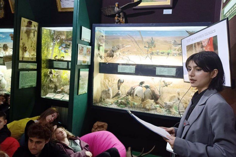 Интерактивное мероприятие «Мир на кончиках пальцев» прошло в Свердловском краеведческом музее Интерактивное мероприятие «Мир на кончиках пальцев» прошло в Свердловском краеведческом музее