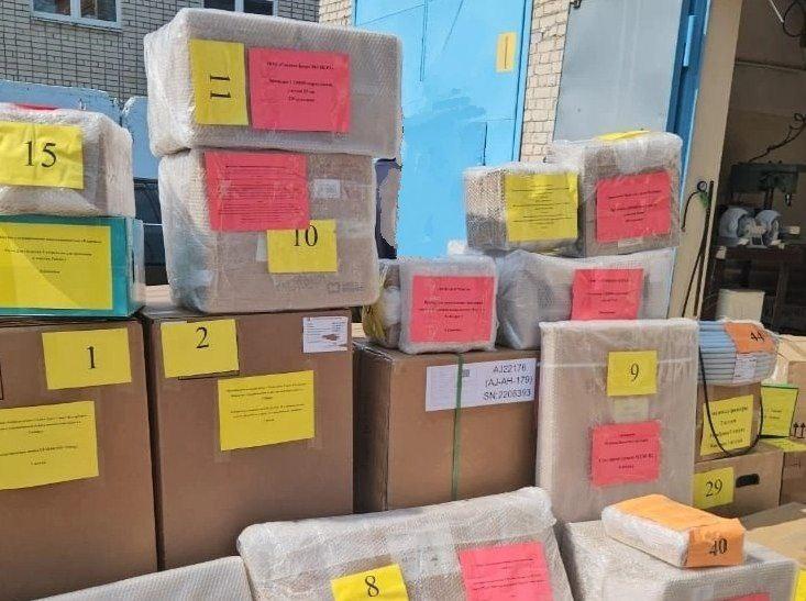 Калужане собирают гуманитарный груз для Первомайского городского округа Калужане собирают гуманитарный груз для Первомайского городского округа