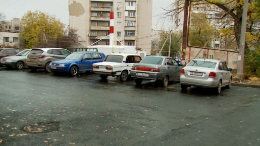 Благоустройство дворовой территории Микроцентра г.Краснодона завершено. Специалисты тюменской компании «Артстрой» привели в порядок 4500 квадратных метров, из них площадь тротуаров составила более 1000 квадратных метров