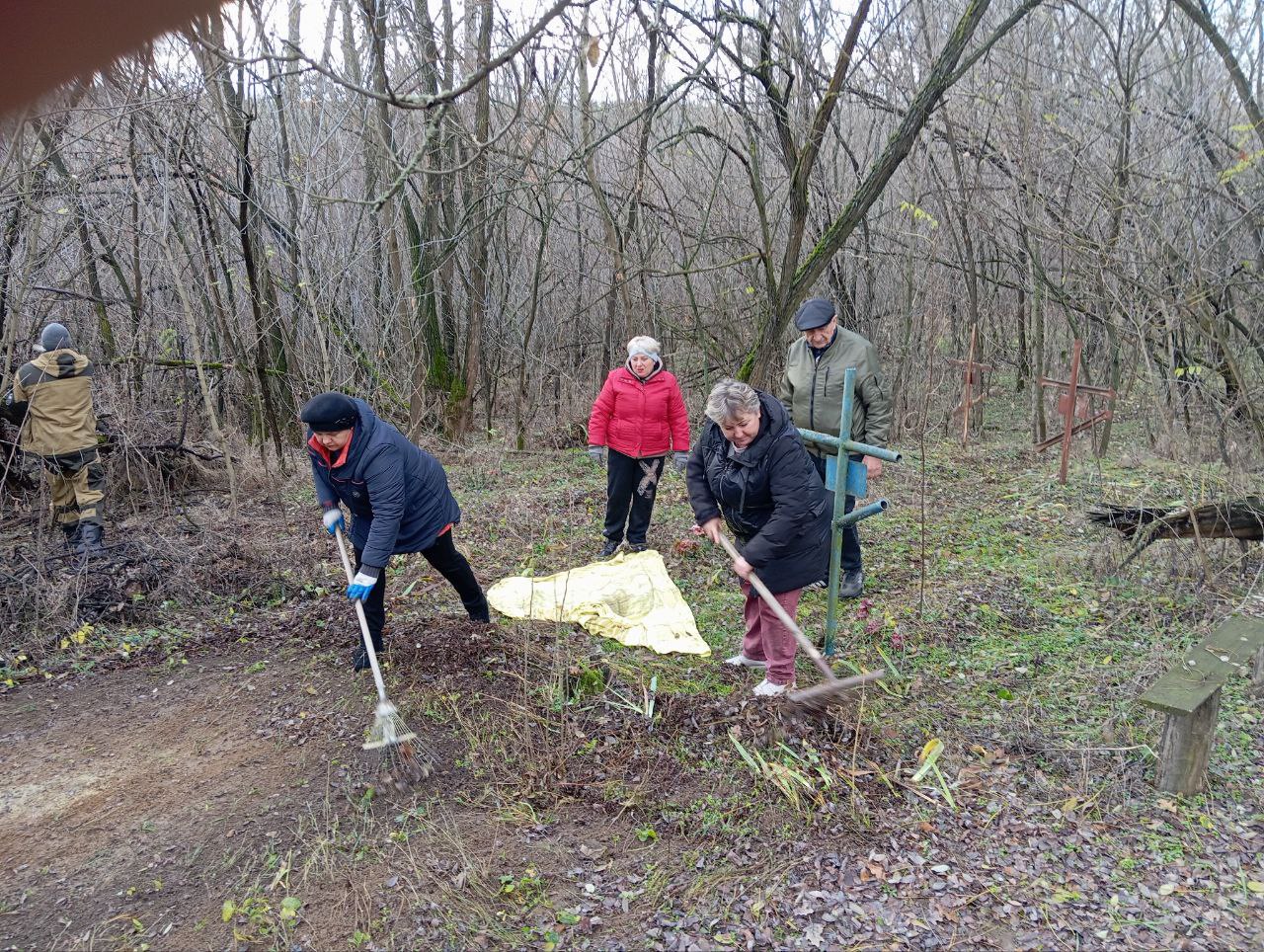 Бахмутовский сельский дом культуры совместно с представителями Тамбовского регионального отделения Поискового движения России Бахмутовский сельский дом культуры совместно с представителями Тамбовского регионального отделения Поискового движения России