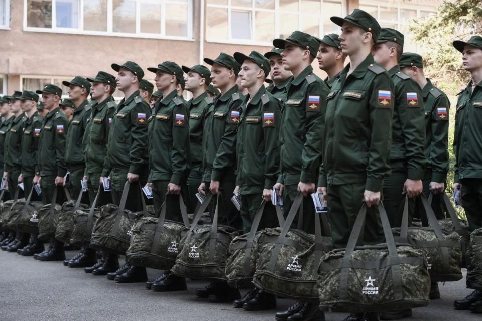 Владимир Чернев: Сегодня — Всероссийский день призывника Владимир Чернев: Сегодня — Всероссийский день призывника