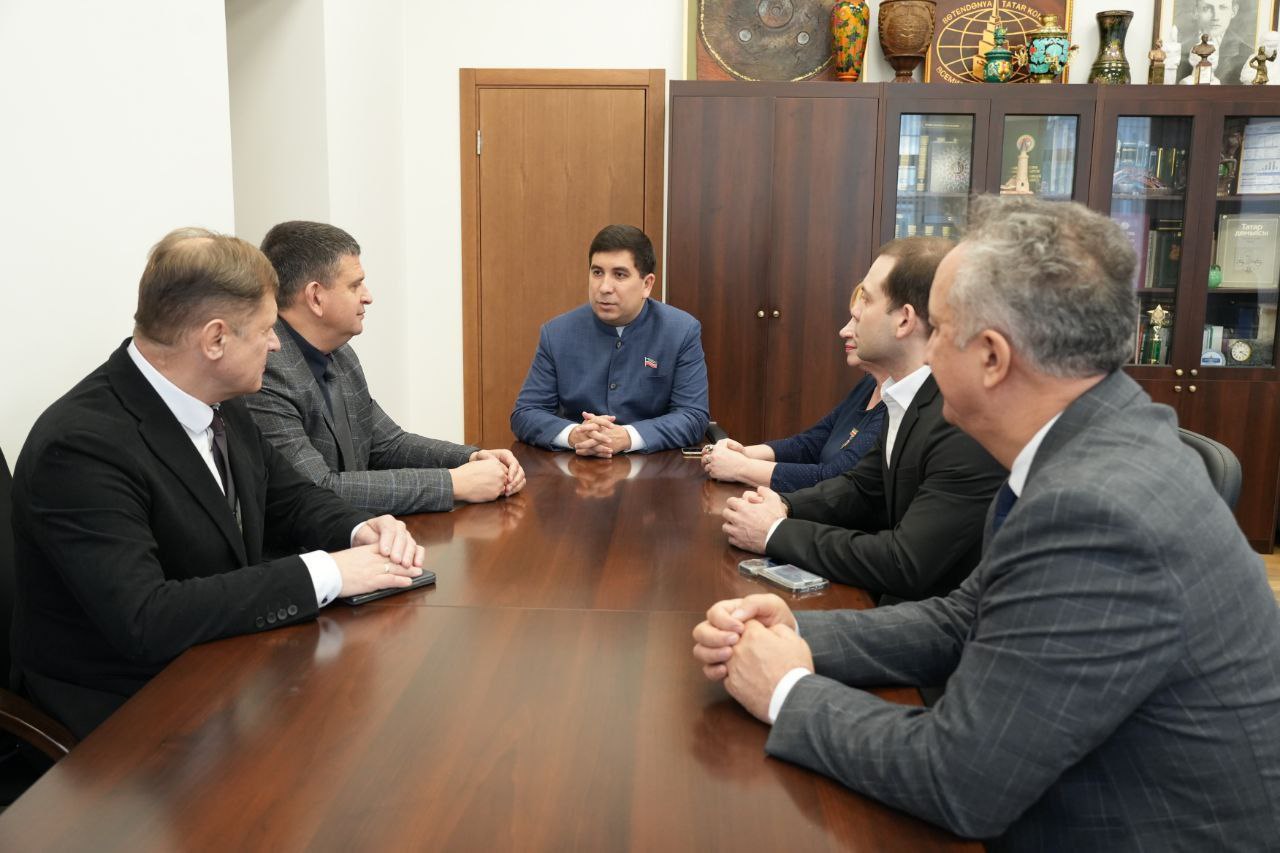 Роман Лысенко: Вместе с депутатом Народного Совета ЛНР Олегом Валерьевичем Ковалем посетили Всемирный конгресс татар в Казани Роман Лысенко: Вместе с депутатом Народного Совета ЛНР Олегом Валерьевичем Ковалем посетили Всемирный конгресс татар в Казани