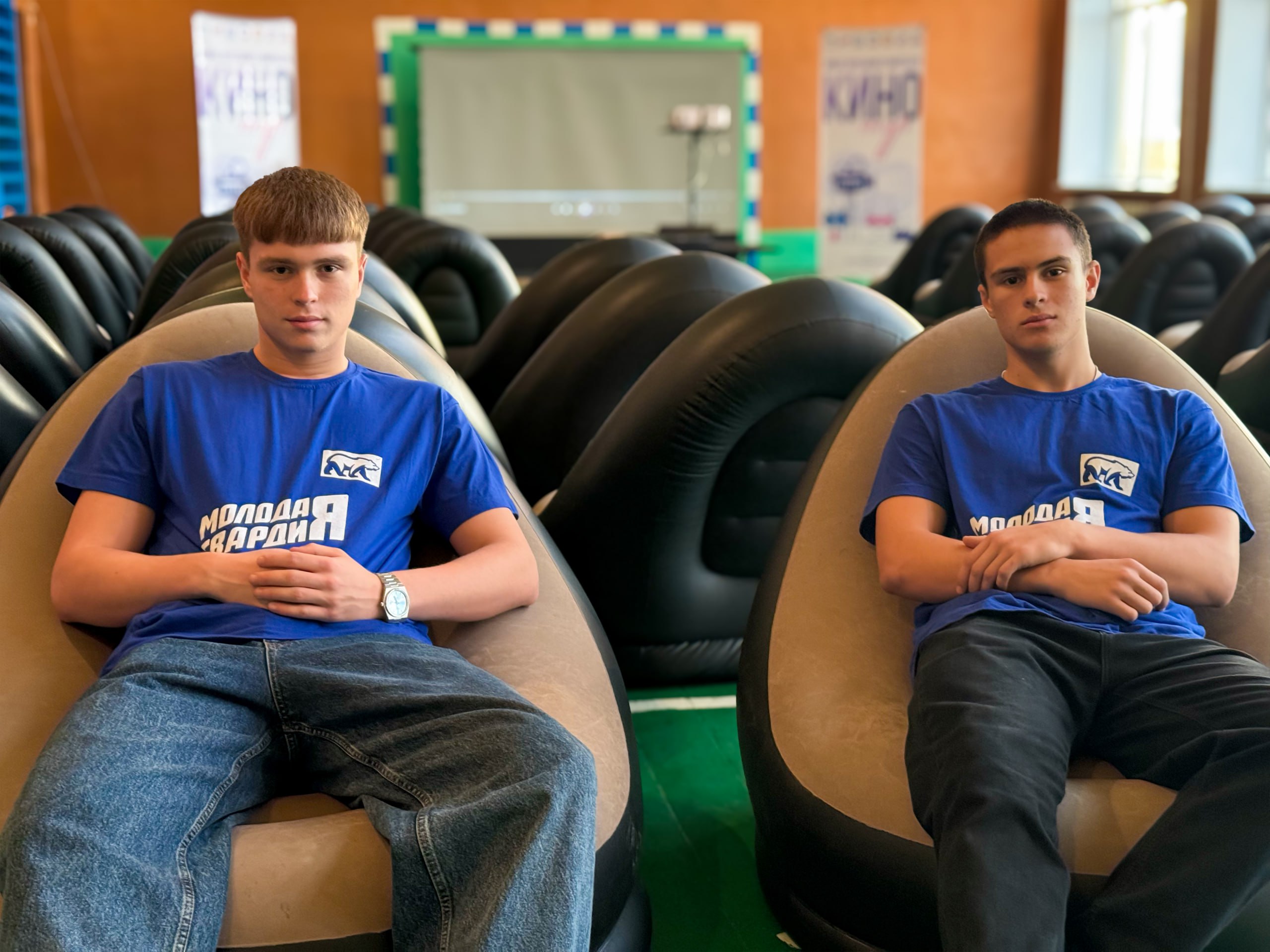 В селе Дьяково прошёл показ фильма в рамках проекта мобильного кинотеатра «КиноТУР» В селе Дьяково прошёл показ фильма в рамках проекта мобильного кинотеатра «КиноТУР»