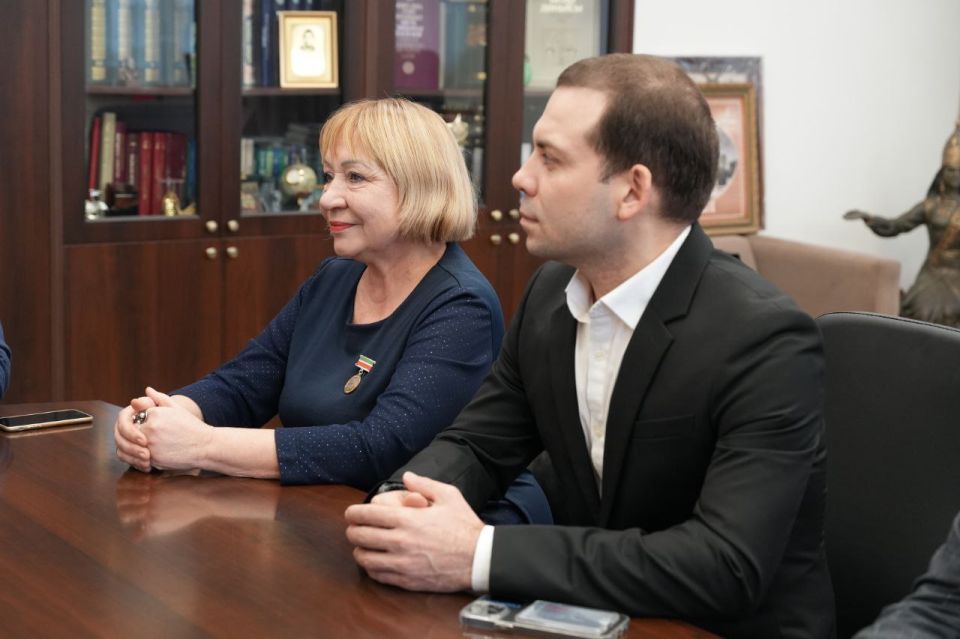 Роман Лысенко: Вместе с депутатом Народного Совета ЛНР Олегом Валерьевичем Ковалем посетили Всемирный конгресс татар в Казани Роман Лысенко: Вместе с депутатом Народного Совета ЛНР Олегом Валерьевичем Ковалем посетили Всемирный конгресс татар в Казани