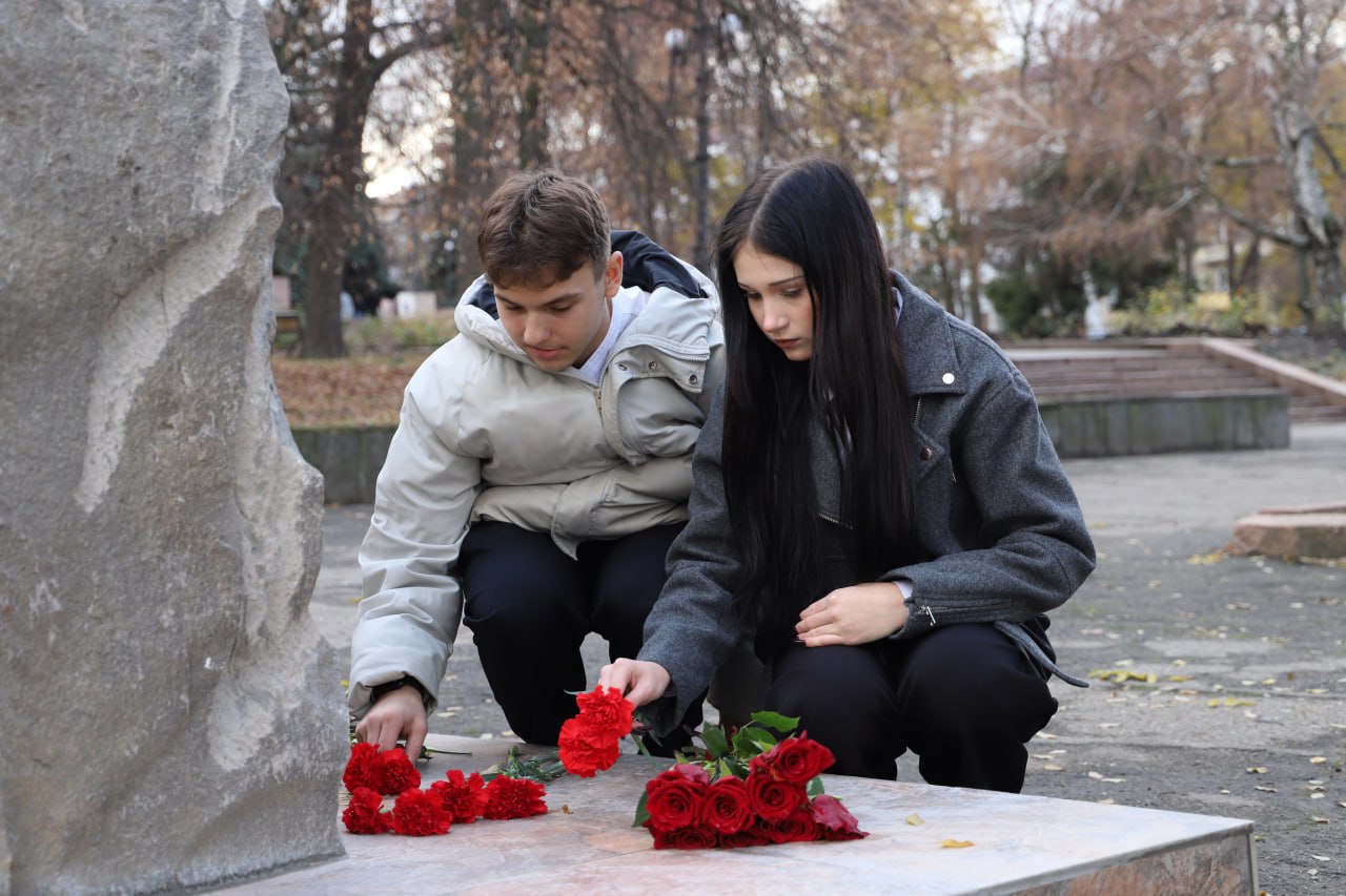 111111 Учащиеся полицейского класса в преддверии Дня создания подразделений по борьбе с организованной преступностью посетили музей КЦ регионального МВД 111111 Учащиеся полицейского класса в преддверии Дня создания подразделений по борьбе с организованной преступностью посетили музей КЦ регионального МВД