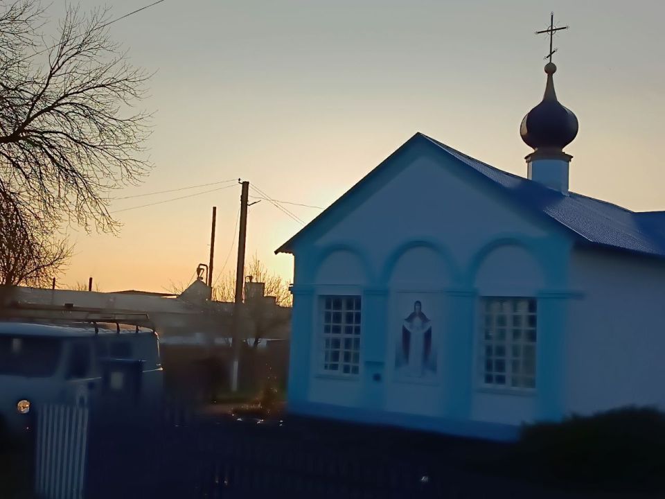 Сегодняшний день был наполнен добрыми делами! Волонтеры Новоайдарской школы-интерната дружно взялись за дело и помогли загрузить автомобиль гуманитарной помощью Сегодняшний день был наполнен добрыми делами! Волонтеры Новоайдарской школы-интерната дружно взялись за дело и помогли загрузить автомобиль гуманитарной помощью