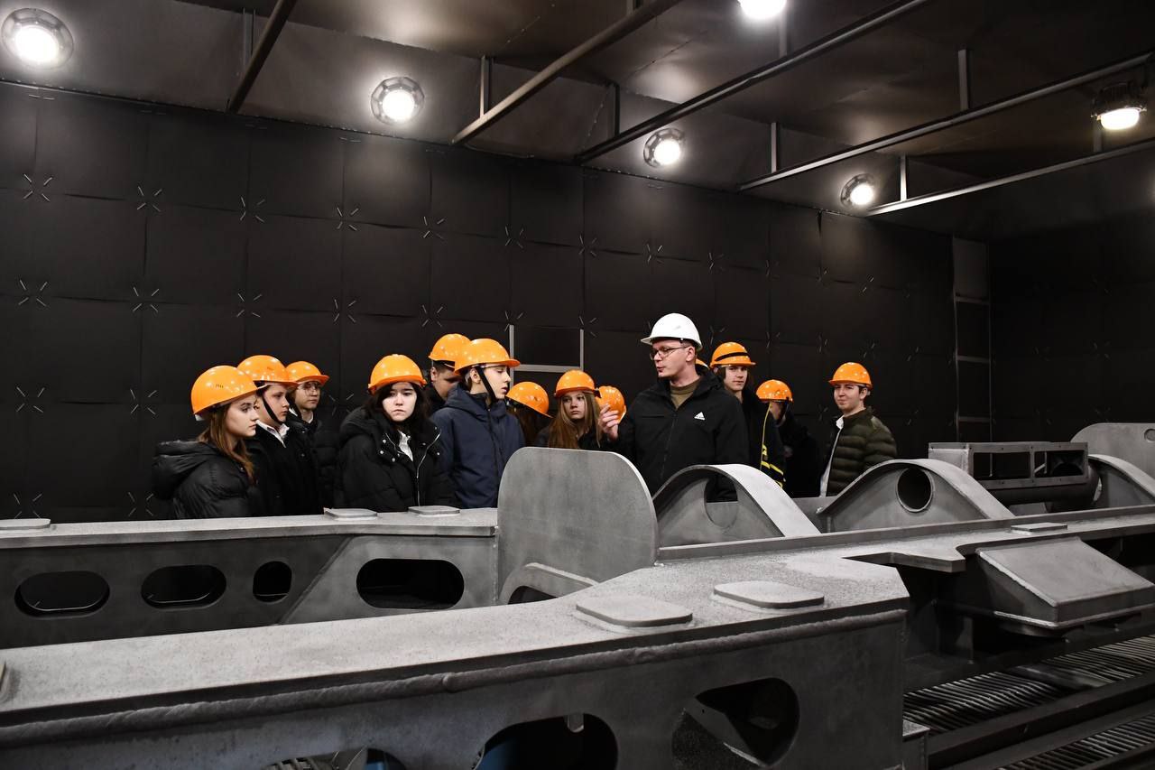 Константин Бутримов: Луганские школьники завершили осенний этап «Недели без турникетов» на «Лугамаше» Константин Бутримов: Луганские школьники завершили осенний этап «Недели без турникетов» на «Лугамаше»