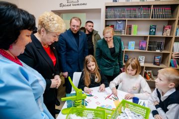 В Станице-Луганской в ЛНР открыли модельную библиотеку