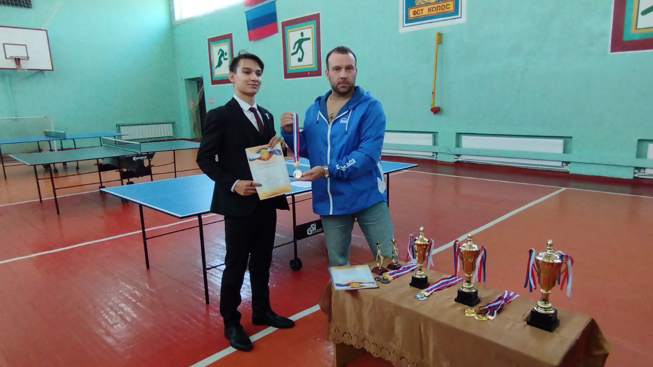 В Меловской спортивной школе прошли соревнования, посвященные героям СВО В Меловской спортивной школе прошли соревнования, посвященные героям СВО