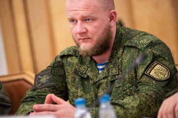 Сегодня свой День рождения отмечает наш партиец и единомышленник – начальник штаба бригады имени Святого Благоверного князя Александра Невского, товарищ Моряк