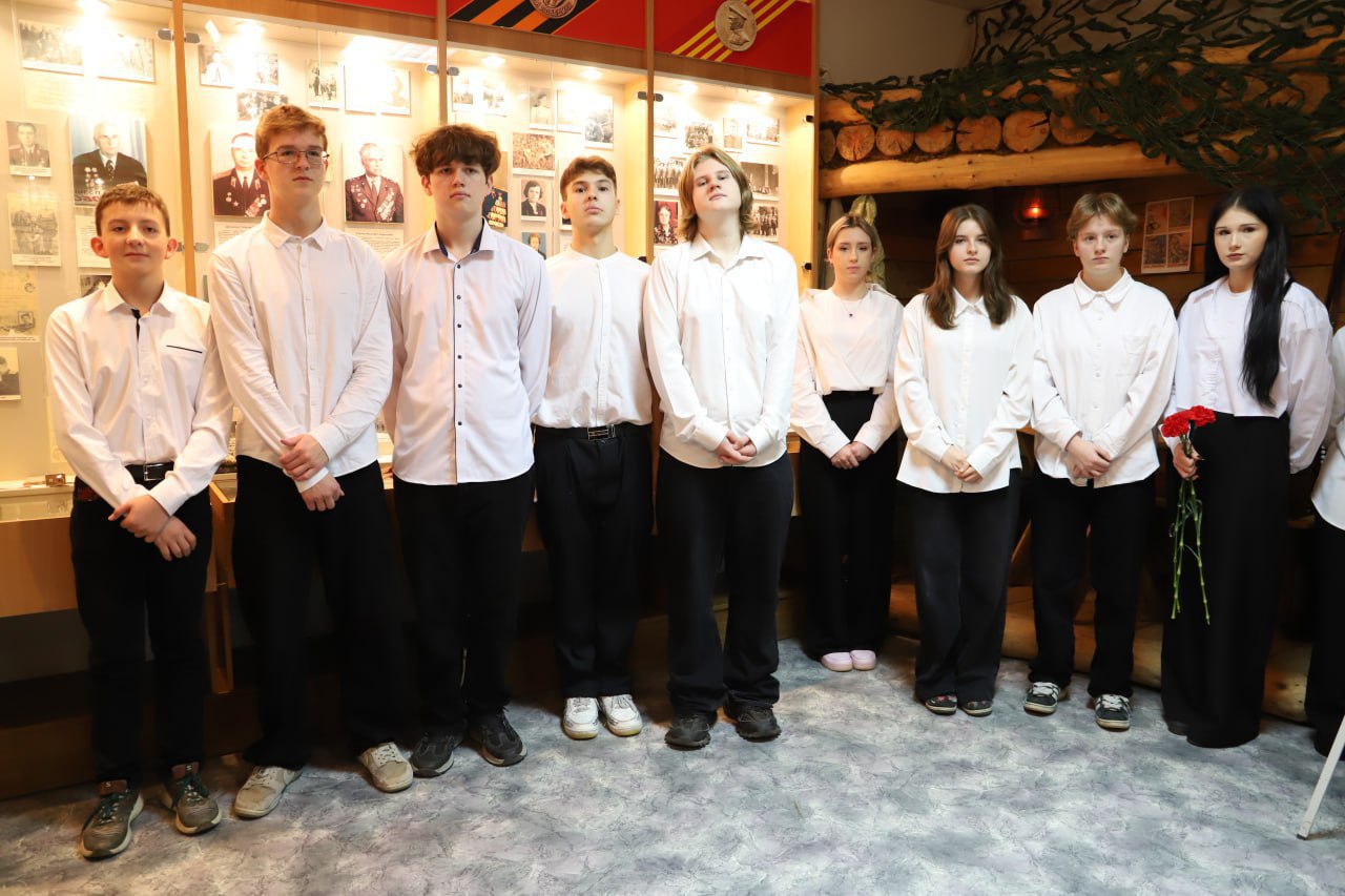 111111 Учащиеся полицейского класса в преддверии Дня создания подразделений по борьбе с организованной преступностью посетили музей КЦ регионального МВД 111111 Учащиеся полицейского класса в преддверии Дня создания подразделений по борьбе с организованной преступностью посетили музей КЦ регионального МВД
