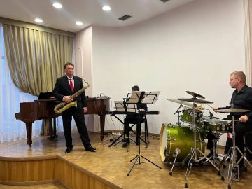 ДЖАЗОВЫЕ ХИТЫ в филармонии!