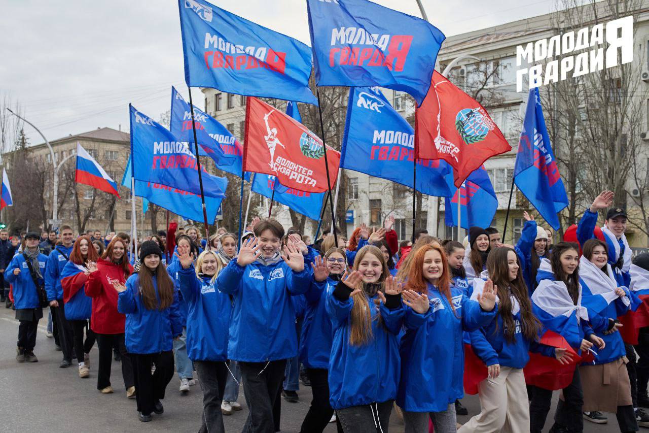 Михаил Голубович: Сегодня Молодая Гвардия Единой России отмечает своё 20-летие — важную дату для всей страны и для миллионов молодых людей, которые нашли в движении своё призвание, поддержку и возможности для роста Михаил Голубович: Сегодня Молодая Гвардия Единой России отмечает своё 20-летие — важную дату для всей страны и для миллионов молодых людей, которые нашли в движении своё призвание, поддержку и возможности для роста