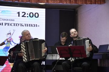 Мастера искусств вдохновляют юные дарования Стаханова