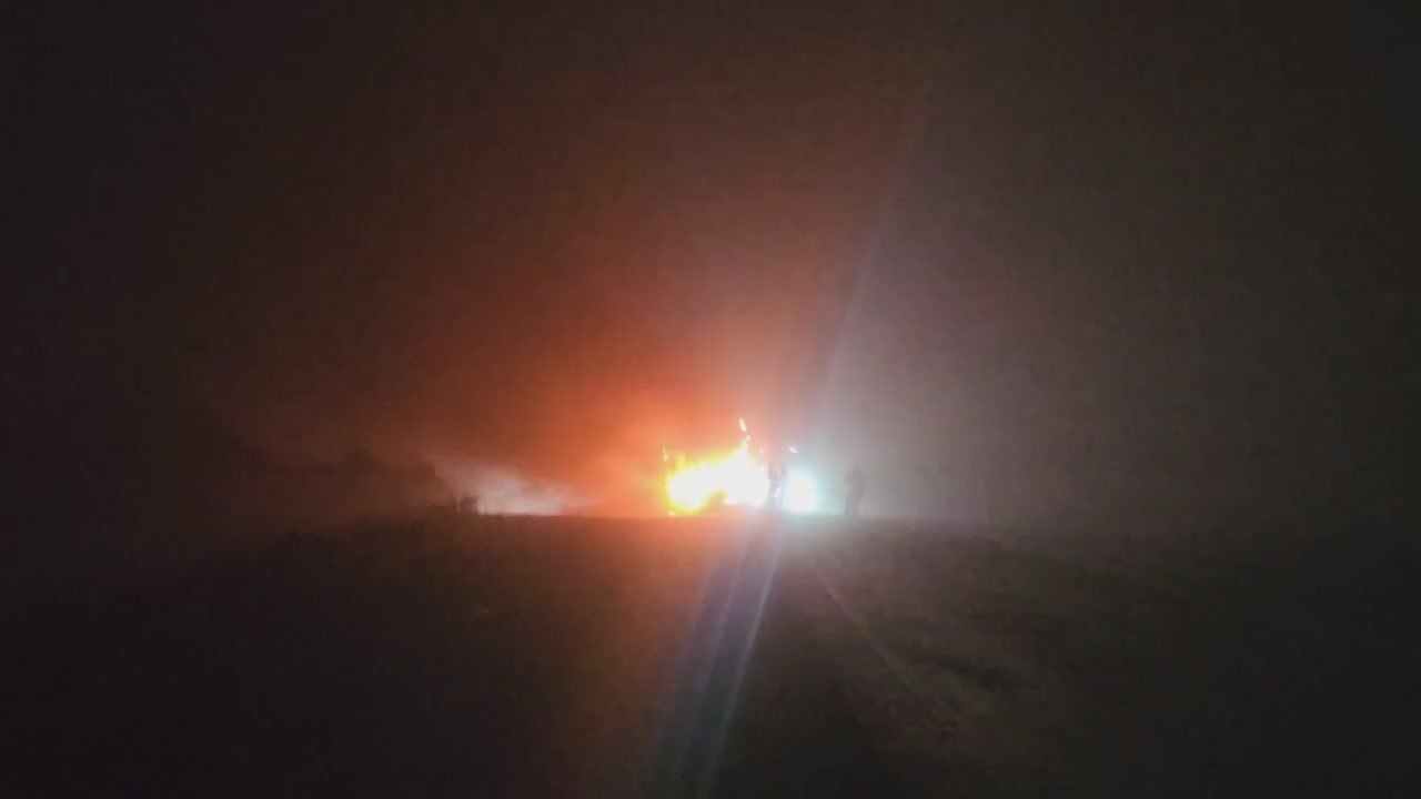 Пассажирский автобус загорелся между Краснодоном и Свердловском