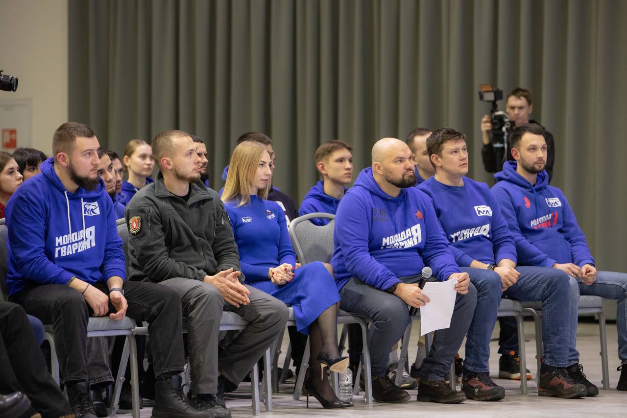 Михаил Голубович: Сегодня Молодая Гвардия Единой России отмечает своё 20-летие — важную дату для всей страны и для миллионов молодых людей, которые нашли в движении своё призвание, поддержку и возможности для роста Михаил Голубович: Сегодня Молодая Гвардия Единой России отмечает своё 20-летие — важную дату для всей страны и для миллионов молодых людей, которые нашли в движении своё призвание, поддержку и возможности для роста