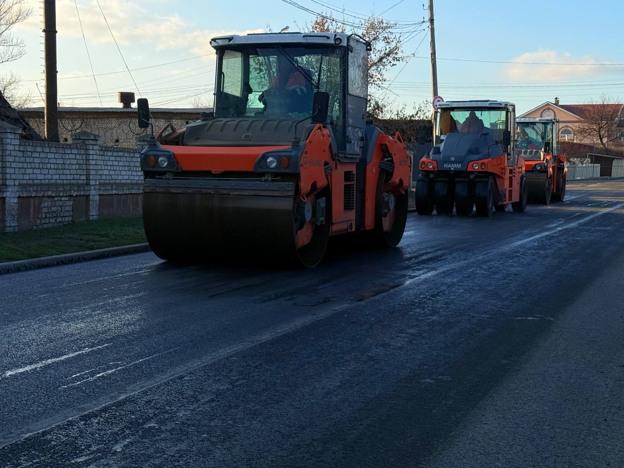 Сергей Козенко: Совместно с начальником управления автомобильных дорог Министерства инфраструктуры и транспорта ЛНР Дмитрием Кузьминым провели инспекцию по восстановлению улично-дорожной сети в Краснодонском муниципальном... Сергей Козенко: Совместно с начальником управления автомобильных дорог Министерства инфраструктуры и транспорта ЛНР Дмитрием Кузьминым провели инспекцию по восстановлению улично-дорожной сети в Краснодонском муниципальном...