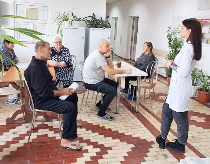 В Луганской городской больнице № 1 провели беседу с пациентами В Луганской городской больнице № 1 провели беседу с пациентами