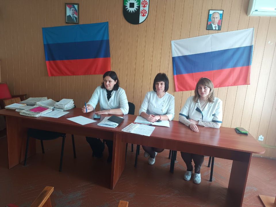 Рабочее совещание по итогам визита специалистов НМИЦ кардиологии в Ровеньковскую больницу Рабочее совещание по итогам визита специалистов НМИЦ кардиологии в Ровеньковскую больницу