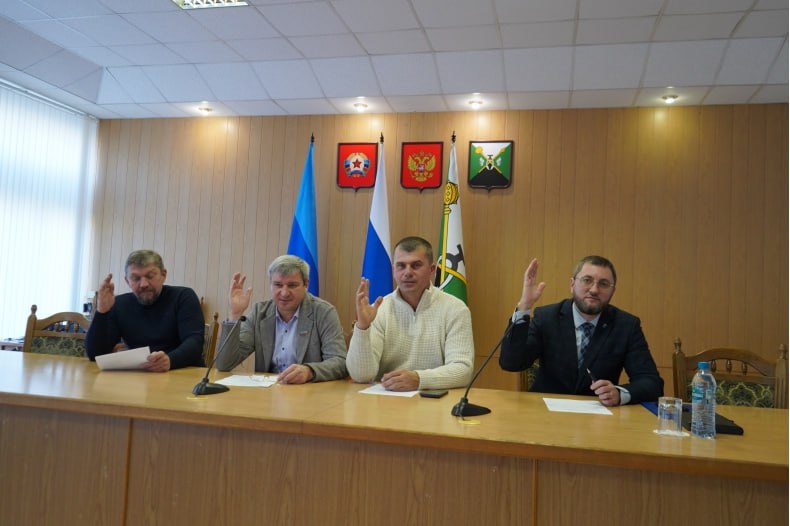 Состоялись заседания постоянных комиссий Совета депутатов Состоялись заседания постоянных комиссий Совета депутатов