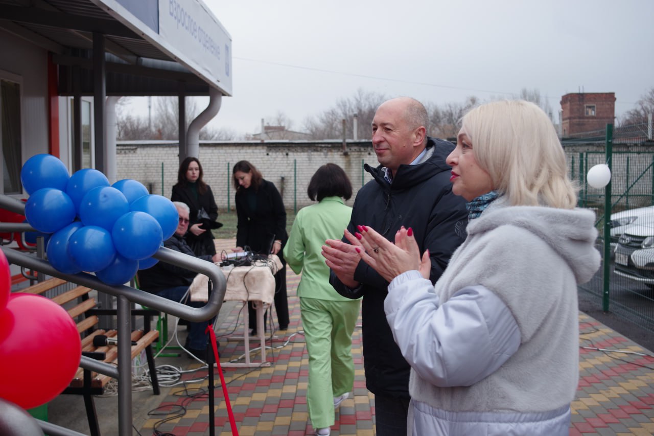 Сергей Крамаренко: Сегодня в поселке Родаково торжественно открыли новую амбулаторию общей практики и семейной медицины, которая значительно улучшит доступность медицинской помощи для наших жителей