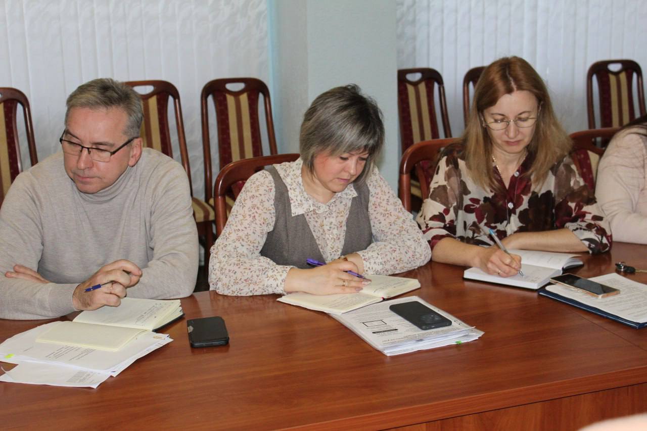 Сергей Козенко: Провел расширенное аппаратное совещание с руководителями структурных подразделений Администрации, начальниками отделов и управления, ответственных за жизнедеятельность населенных пунктов округа Сергей Козенко: Провел расширенное аппаратное совещание с руководителями структурных подразделений Администрации, начальниками отделов и управления, ответственных за жизнедеятельность населенных пунктов округа