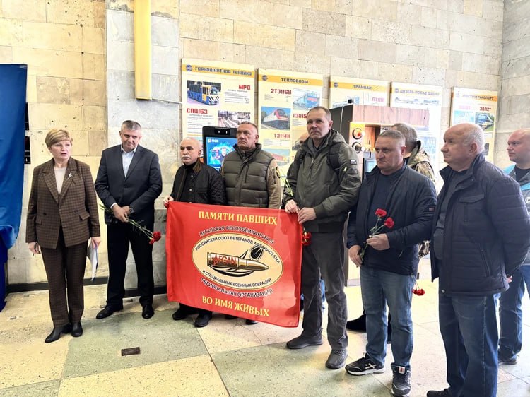 На «ЛУГАМАШе» открыли 10 памятных табличек заводчанам-участникам СВО На «ЛУГАМАШе» открыли 10 памятных табличек заводчанам-участникам СВО