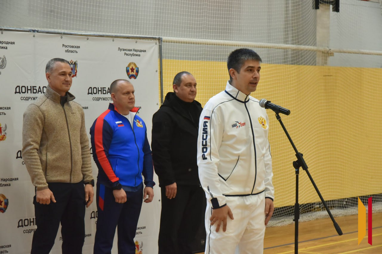 Представители Антрацитовского муниципального округа в составе сборной команды Луганской Народной Республики приняли участие в Спартакиаде «Содружество Донбасс» среди государственных и муниципальных служащих, которая прошла... Представители Антрацитовского муниципального округа в составе сборной команды Луганской Народной Республики приняли участие в Спартакиаде «Содружество Донбасс» среди государственных и муниципальных служащих, которая прошла...