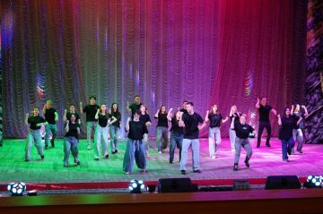 В Стаханове прошла шоу-программа «Актив поколения», приуроченная к Международному дню студента