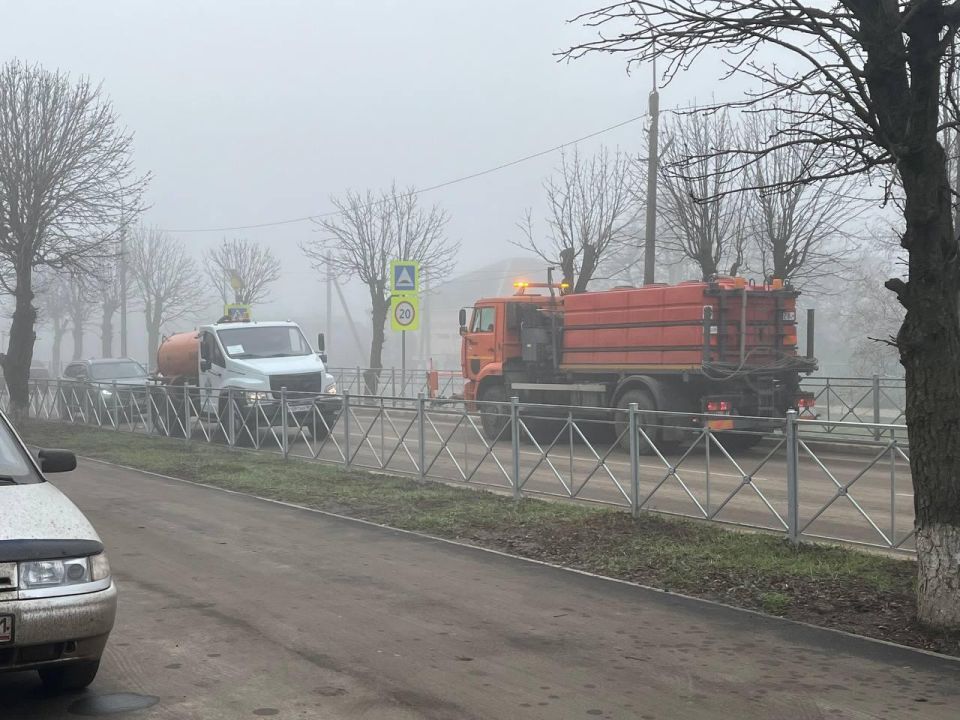 Спецтехника из Ивановской области помогает поддерживать в порядке дороги Марковского округа Спецтехника из Ивановской области помогает поддерживать в порядке дороги Марковского округа