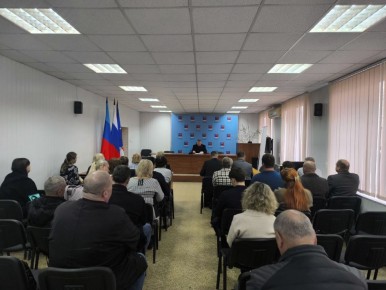 Альберт Зинченко: Сегодня в зале заседаний Администрации прошла конференция Всероссийской политической партии "Единая Россия"