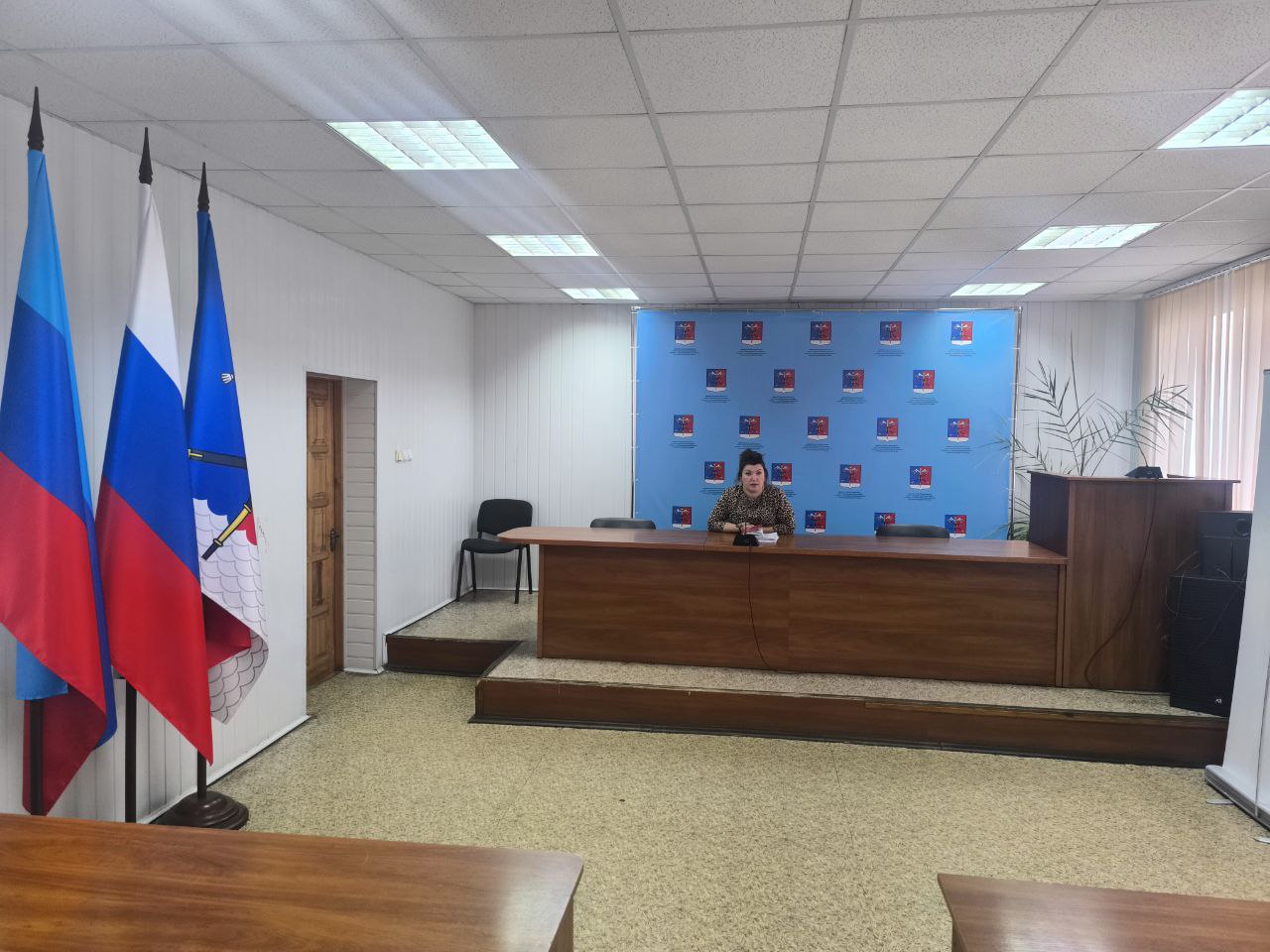 Альберт Зинченко: Сегодня заместитель Главы Станично-Луганского муниципального округа Анна Кулиш провела рабочее совещание с руководителями учреждений социальной сферы