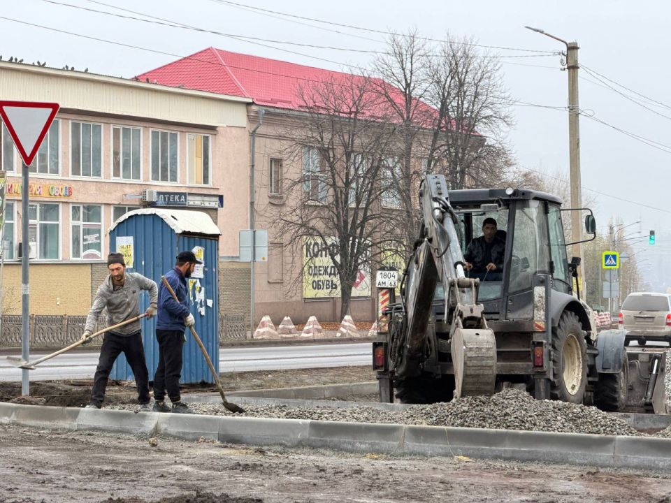 Сергей Колягин: Продолжаем работы по благоустройству территории «Манежа» в городе Первомайске Сергей Колягин: Продолжаем работы по благоустройству территории «Манежа» в городе Первомайске