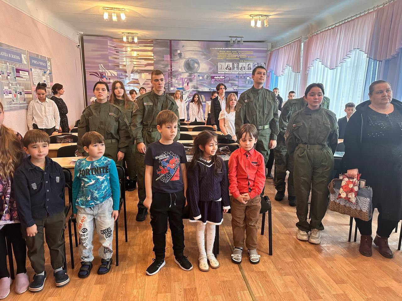 Иван Кусов: Комитет семей воинов Отечества ЛНР провел урок мужества для учеников Алчевской средней школы №12 Иван Кусов: Комитет семей воинов Отечества ЛНР провел урок мужества для учеников Алчевской средней школы №12