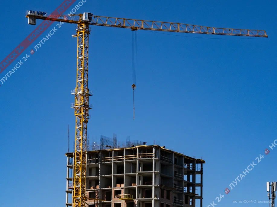 Молодым семьям в ЛНР предоставят соцвыплаты на покупку и строительство жилья