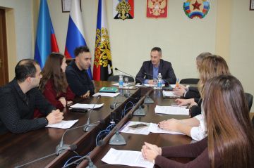 Молодежная палата Ровеньков: Новое руководство и четкие правила для эффективной работы!