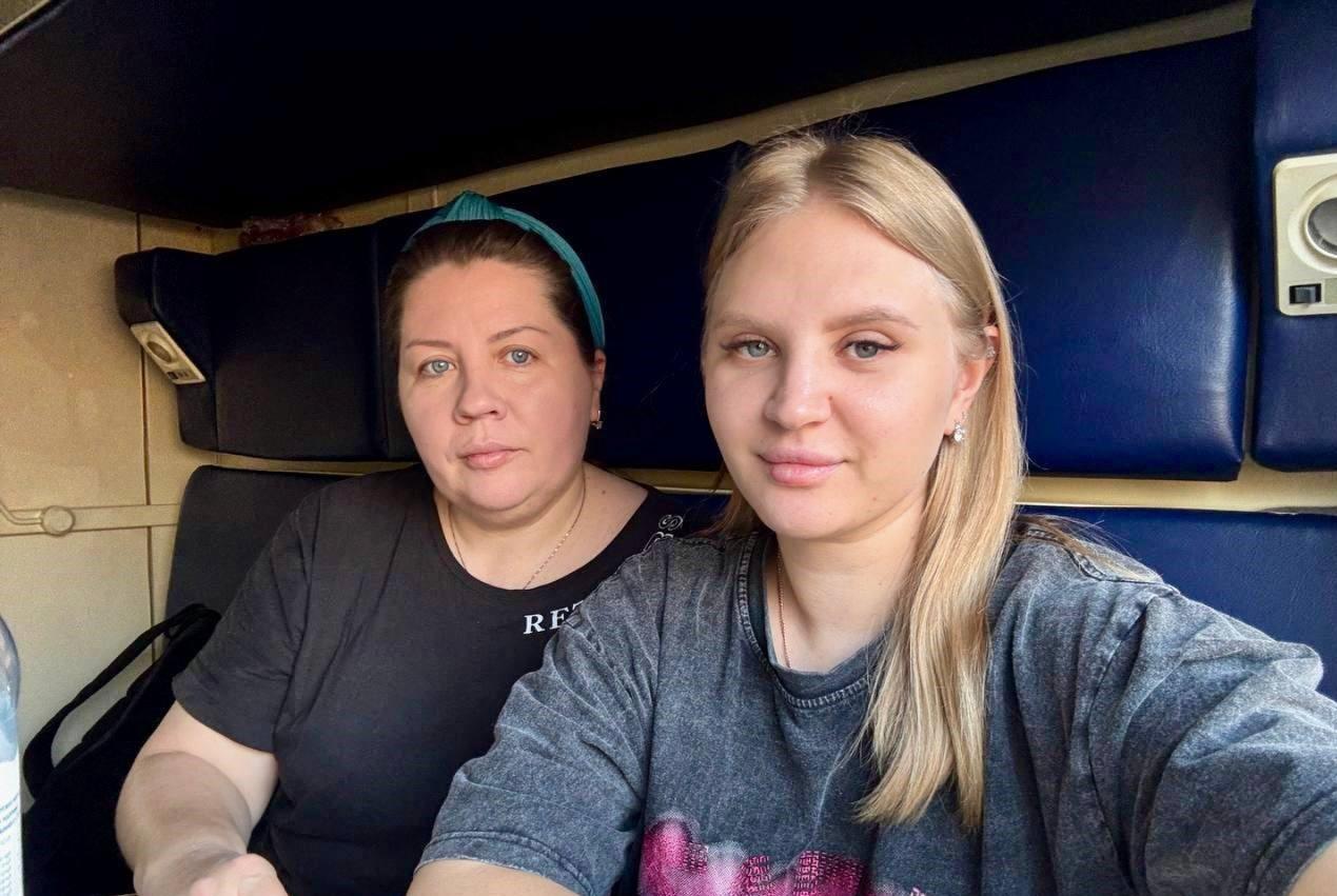 Оренбургские врачи в третий раз отправились в Перевальск