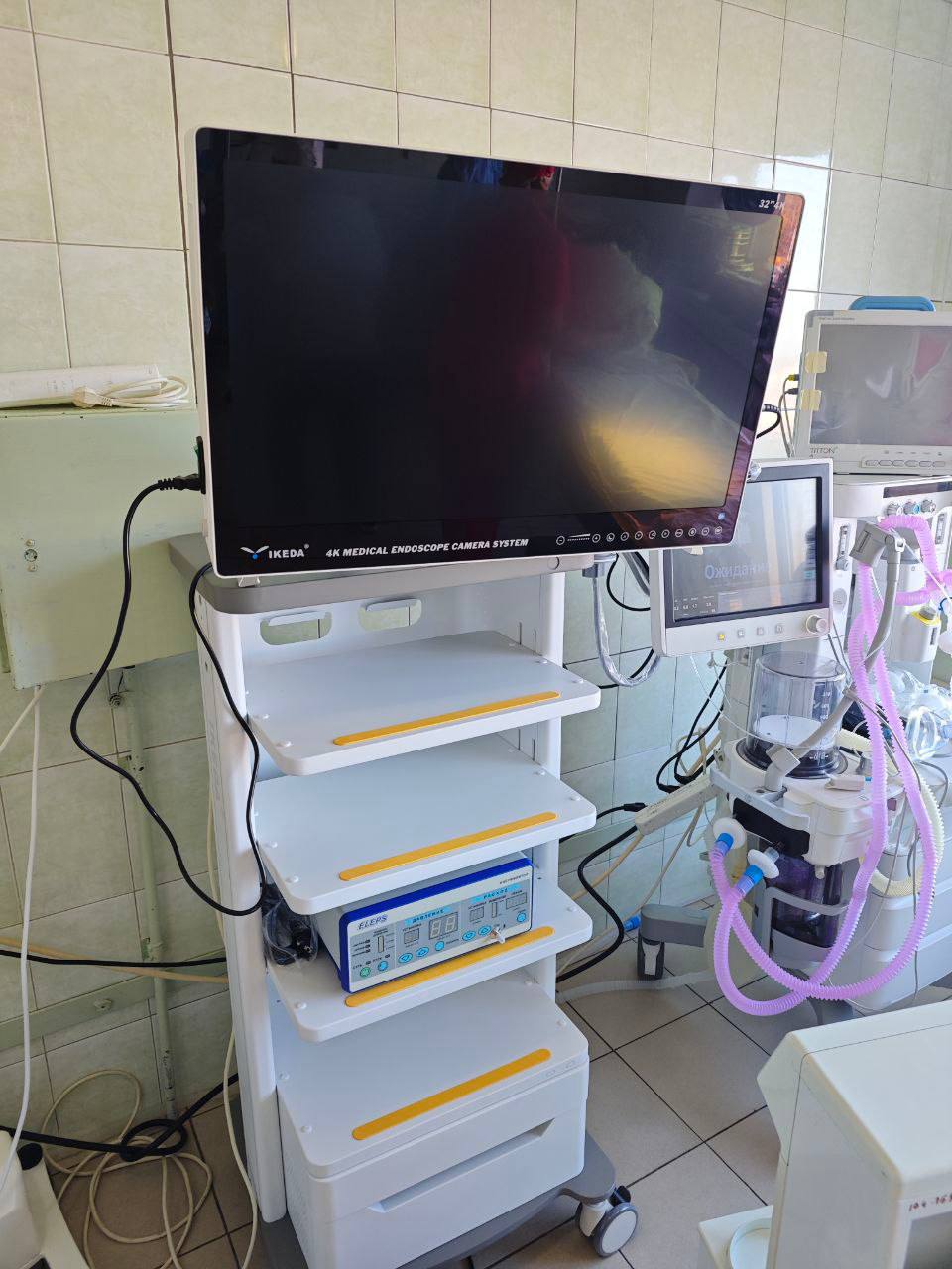 Новый уровень колопроктологии в ЛНР: ЛРКБ внедряет малотравматичные операции с помощью современной лапароскопической стойки Новый уровень колопроктологии в ЛНР: ЛРКБ внедряет малотравматичные операции с помощью современной лапароскопической стойки