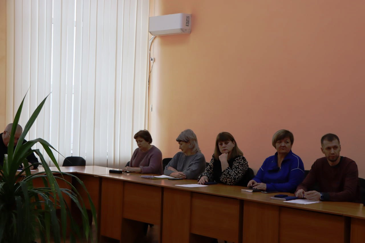 В Лутугино был заслушан доклад о реорганизации некоторых государственных бюджетных образовательных организаций, находящихся на территории округа В Лутугино был заслушан доклад о реорганизации некоторых государственных бюджетных образовательных организаций, находящихся на территории округа