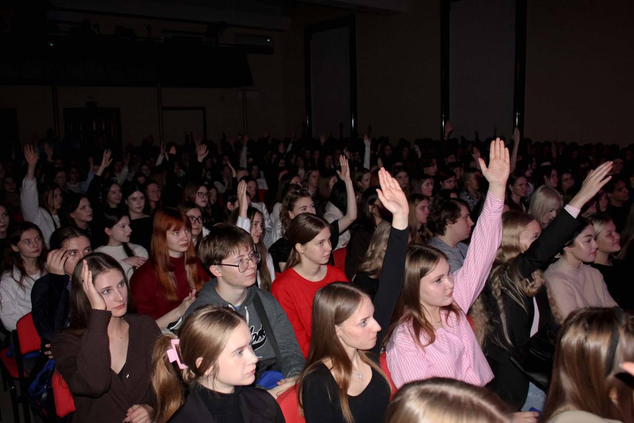 Открытие Республиканского студенческого форума «Zачет», проводимого в рамках реализации Всероссийской программы комплексного развития молодежной политики в субъектах России «Регион для молодых» национального проекта... Открытие Республиканского студенческого форума «Zачет», проводимого в рамках реализации Всероссийской программы комплексного развития молодежной политики в субъектах России «Регион для молодых» национального проекта...