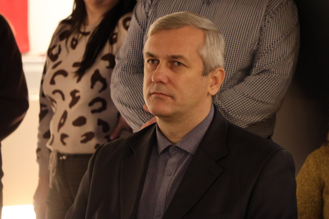 В стенах Луганского краеведческого музея прошла встреча с начальником отдела музеев Министерства культуры Российской Федерации Галиной Новиковой В стенах Луганского краеведческого музея прошла встреча с начальником отдела музеев Министерства культуры Российской Федерации Галиной Новиковой