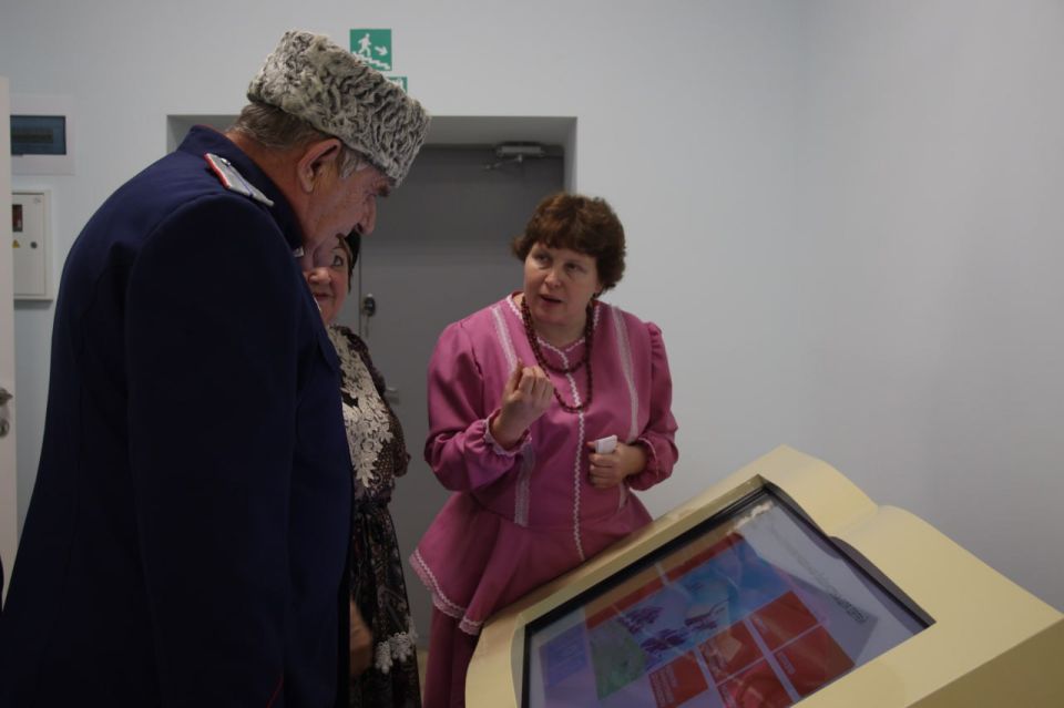 В Станице Луганской открылась модельная библиотека нового поколения «Казачок» В Станице Луганской открылась модельная библиотека нового поколения «Казачок»