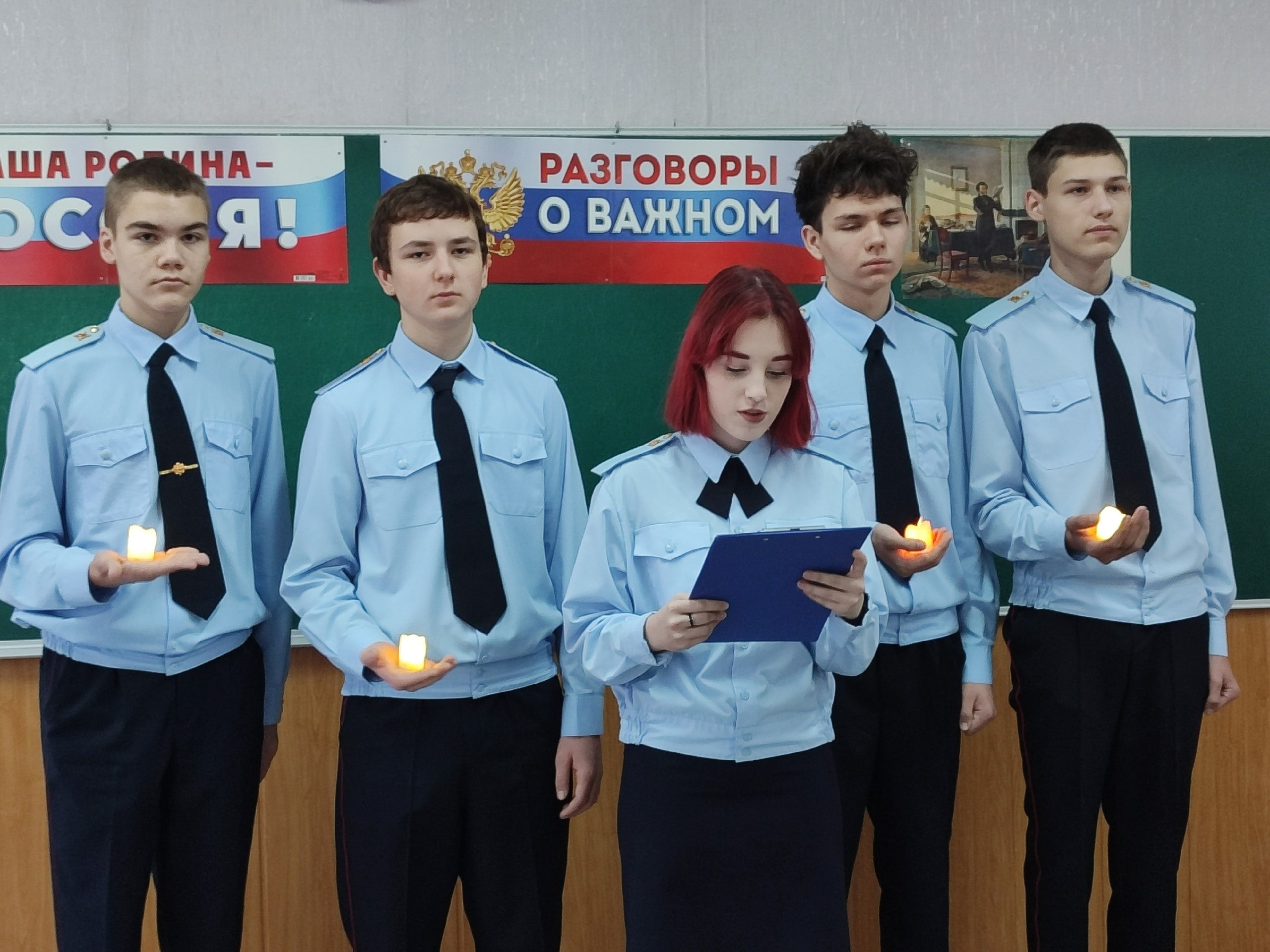 Отряд юных инспекторов движения "Скорость" из Ровеньковской школы №3 продолжает свою благородную миссию – делать дороги безопаснее! Отряд юных инспекторов движения "Скорость" из Ровеньковской школы №3 продолжает свою благородную миссию – делать дороги безопаснее!